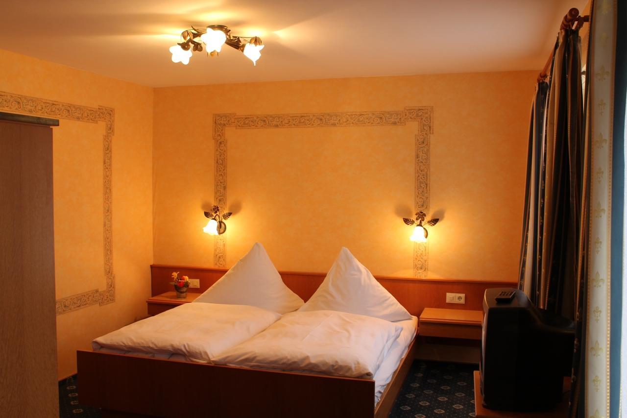 Hotel-Gasthof Zum Hirschen Durrwangen Ruang foto