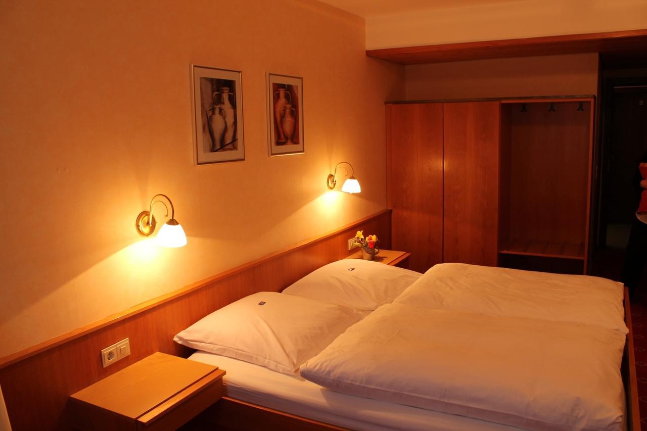 Hotel-Gasthof Zum Hirschen Durrwangen Ruang foto