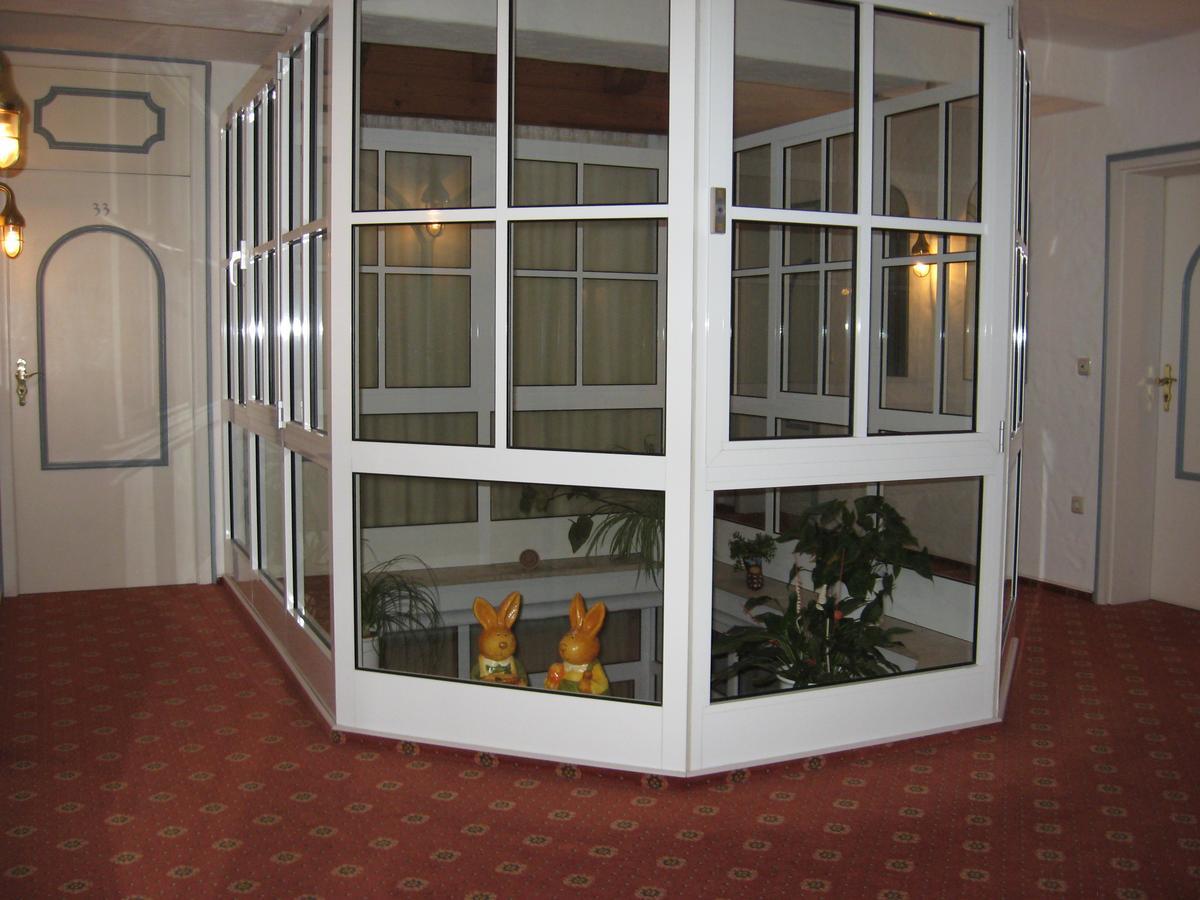 Hotel-Gasthof Zum Hirschen Durrwangen Bagian luar foto
