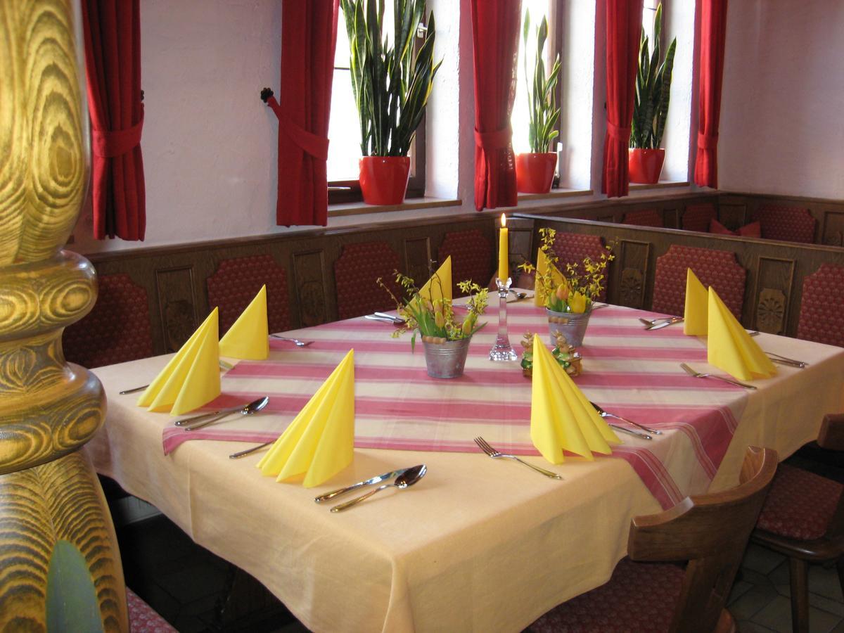 Hotel-Gasthof Zum Hirschen Durrwangen Bagian luar foto